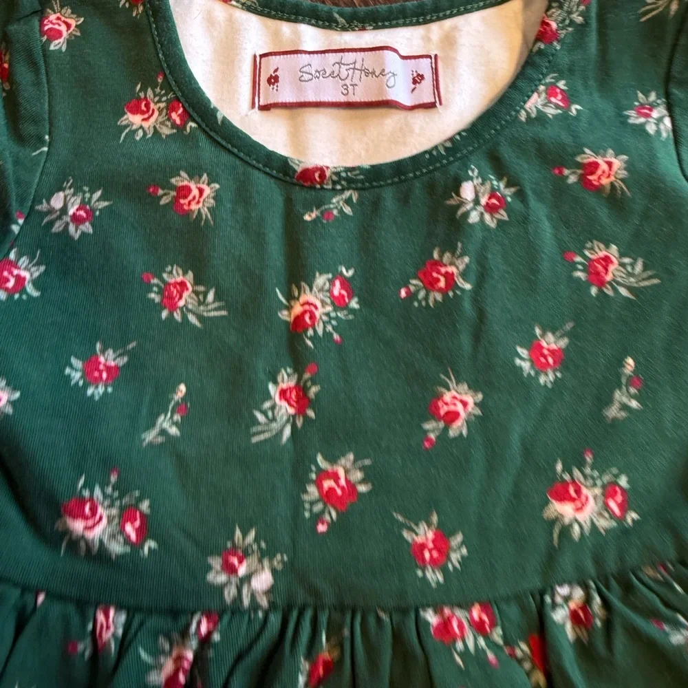 SweetHoney Holiday Green and Cream Dress and Apron - Picture 3 of 5
